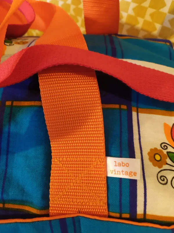 Sac cabine Caroline en tissu vintage et upcyclé – Image 10