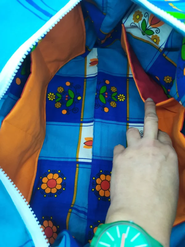 Sac cabine Caroline en tissu vintage et upcyclé – Image 7