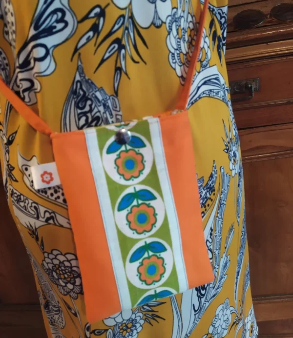 Pochette Dani en tissu vintage et upcyclé – Image 3