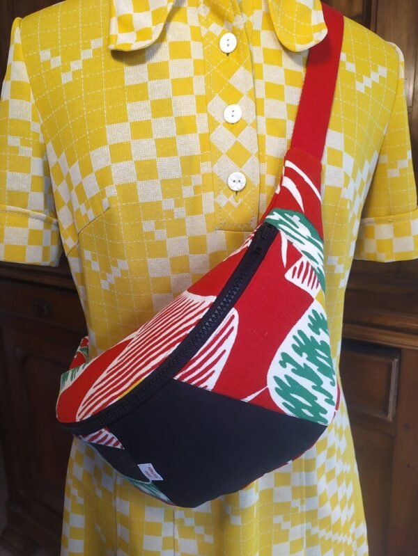 Sac banane Françoise en tissu vintage et upcyclé