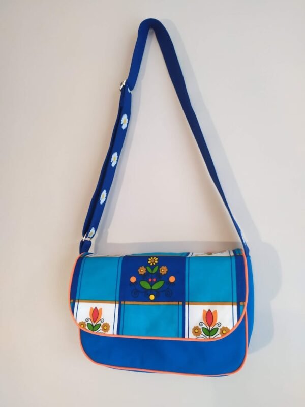 Sac Besace Barbara en tissu vintage et upcyclé – Image 2