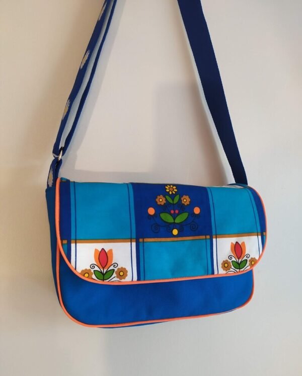 Sac Besace Barbara en tissu vintage et upcyclé – Image 3