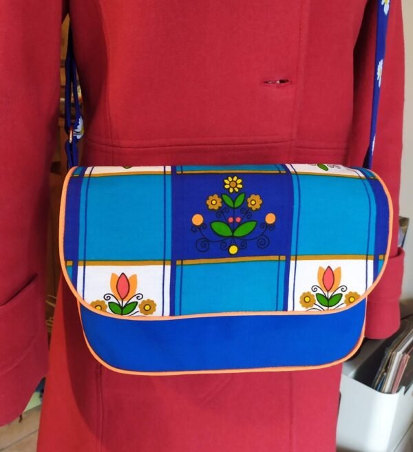 Sac Besace Barbara en tissu vintage et upcyclé