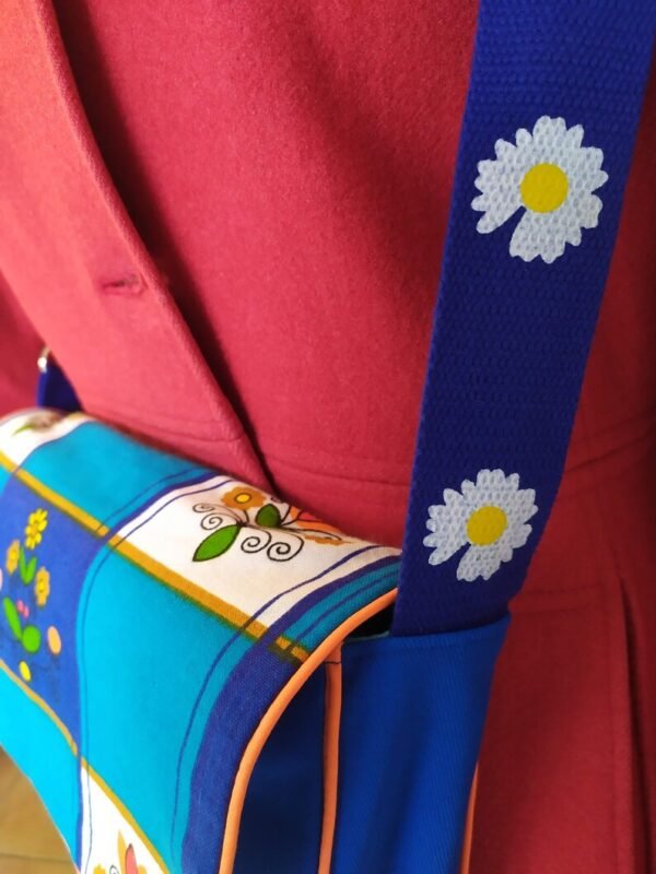 Sac Besace Barbara en tissu vintage et upcyclé – Image 4
