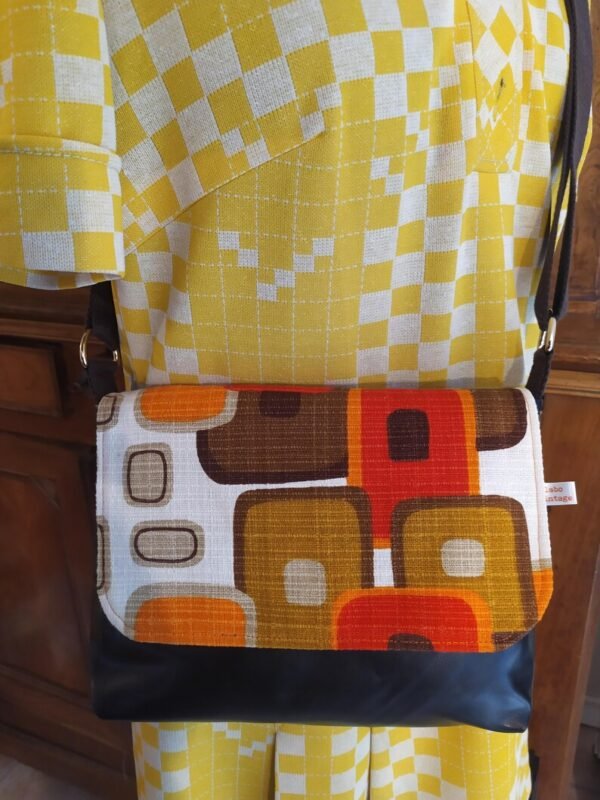 Sac bandoulière Chantal en tissu vintage et upcyclé
