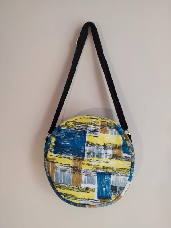 Sac bandoulière Martine en tissu vintage et upcyclé – Image 4