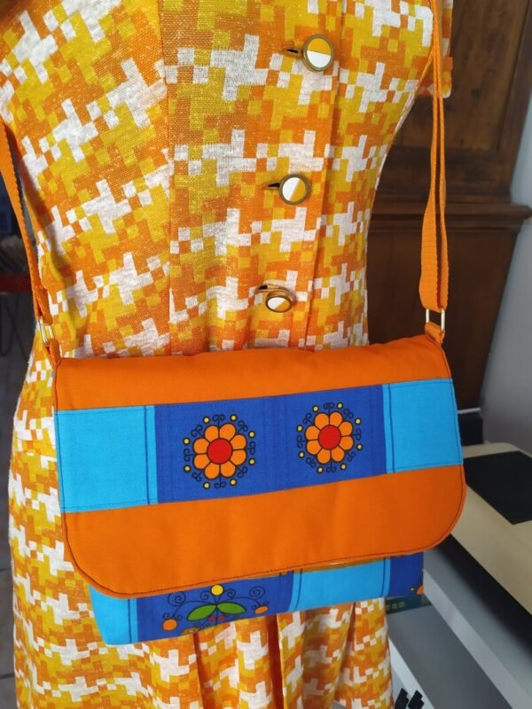 Sac bandoulière Sylvie en tissu vintage et upcyclé – Image 3