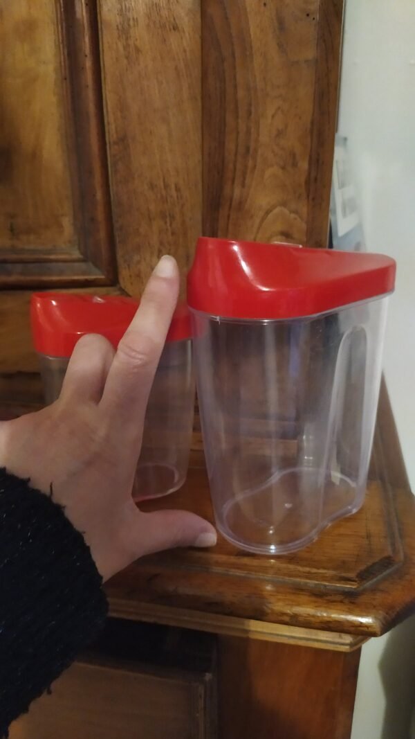 Lot de six contenants plastique vintage – Image 10
