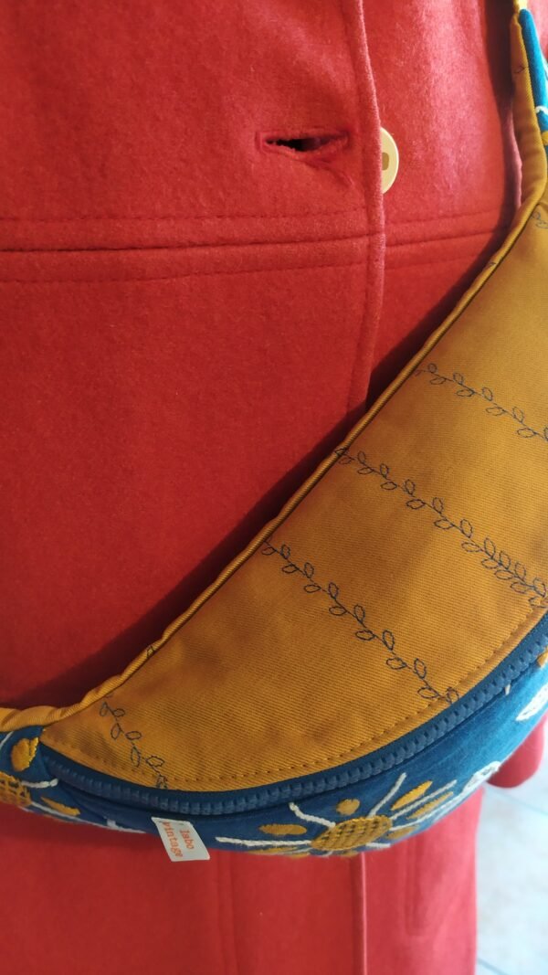 Sac banane Elsa en napperon vintage upcyclé – Image 10