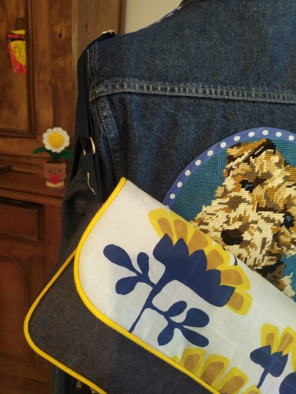 Sac besace Audrey 
en tissu vintage et upcyclé – Image 21