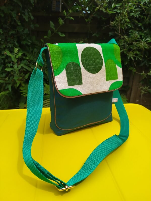 Pochette XL Aline en tissu vintage et upcyclé – Image 12