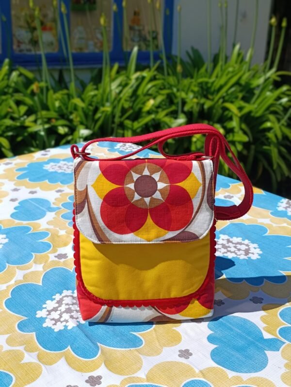 Pochette XL Simone et Stéphanie En tissus vintage et upcyclés – Image 6