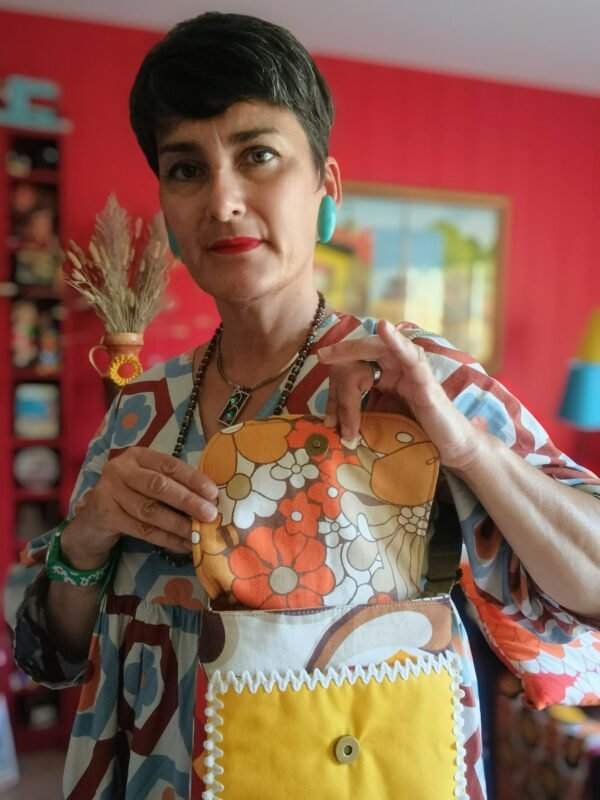 Pochette XL Sabine 
en tissus vintage et upcyclés – Image 12