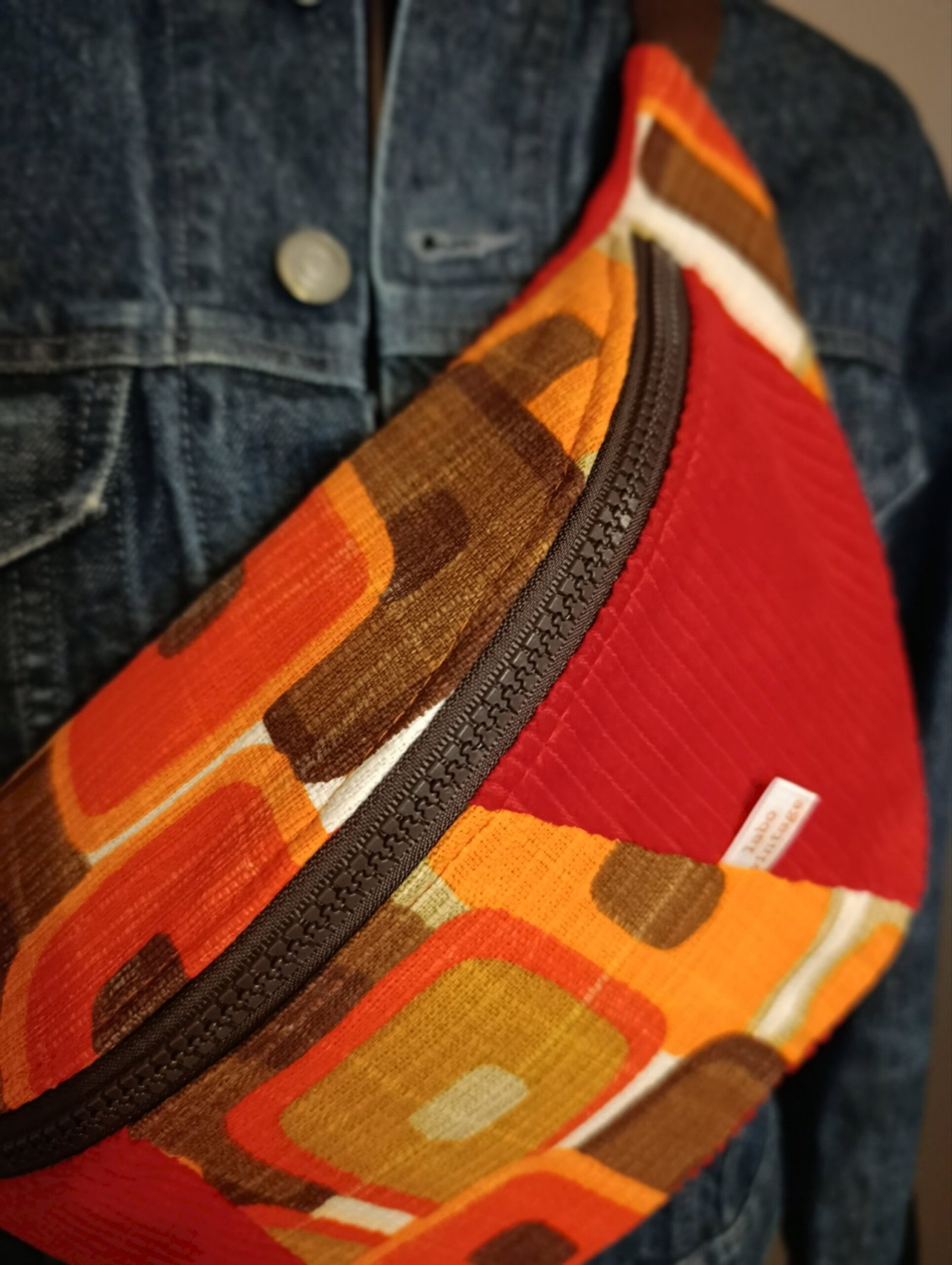 Sac banane Nadine en tissu vintage – Image 9